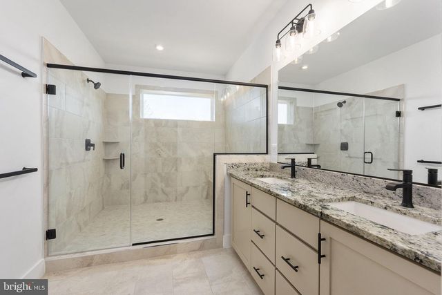 8454 BEGONIA LN, Lorton, VA 22079