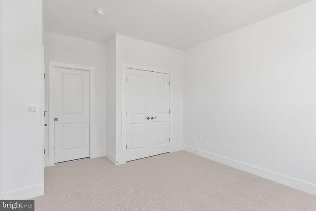 8454 BEGONIA LN, Lorton, VA 22079