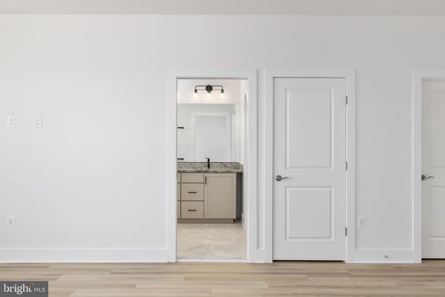 8454 BEGONIA LN, Lorton, VA 22079