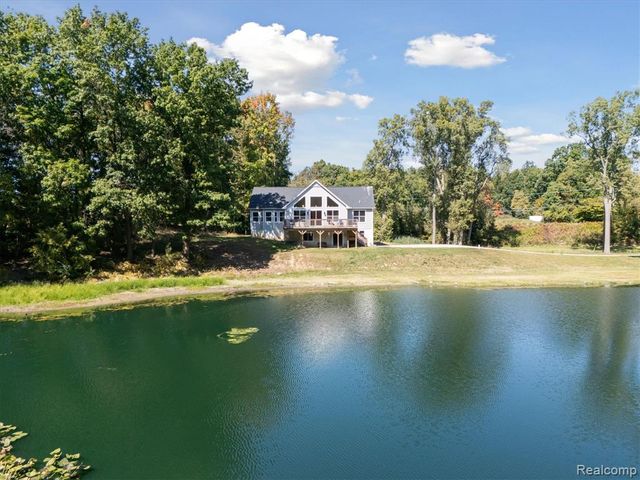 441 W Dryden Road, Metamora, MI 48455