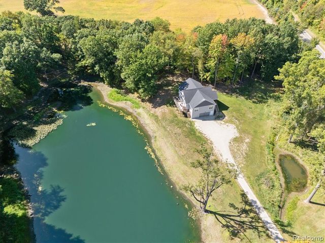 441 W Dryden Road, Metamora, MI 48455