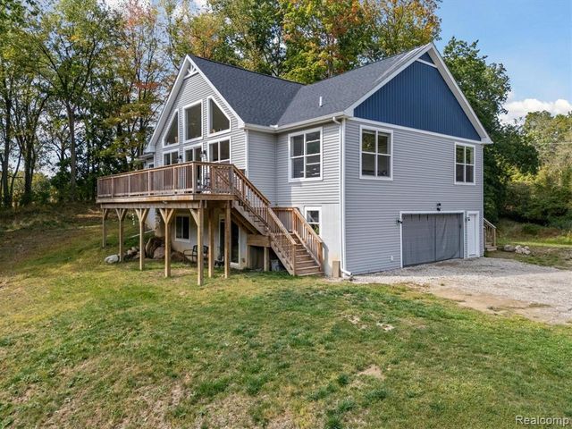 441 W Dryden Road, Metamora, MI 48455