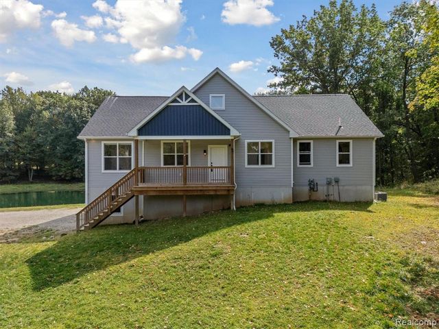 441 W Dryden Road, Metamora, MI 48455