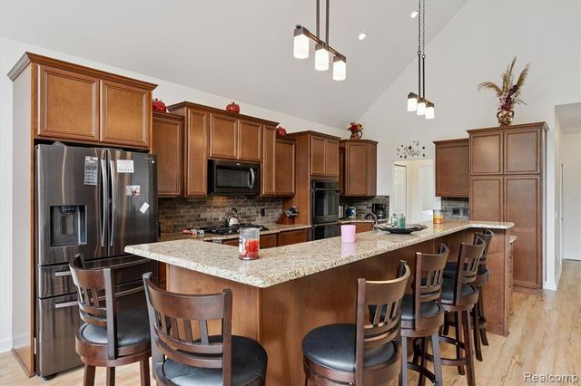 441 W Dryden Road, Metamora, MI 48455