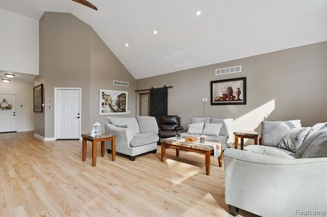 441 W Dryden Road, Metamora, MI 48455