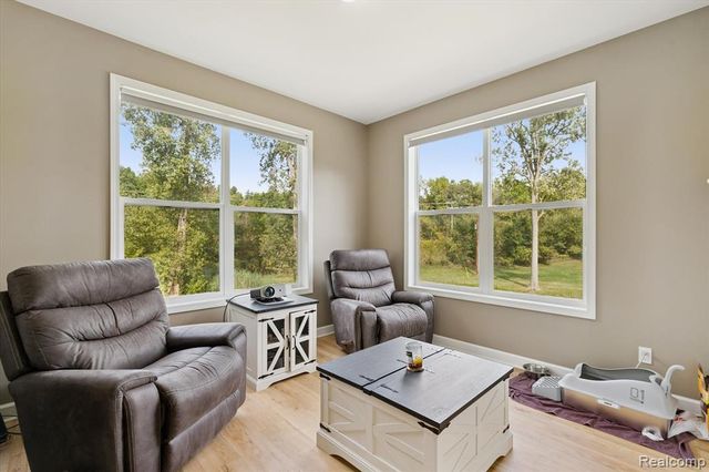 441 W Dryden Road, Metamora, MI 48455