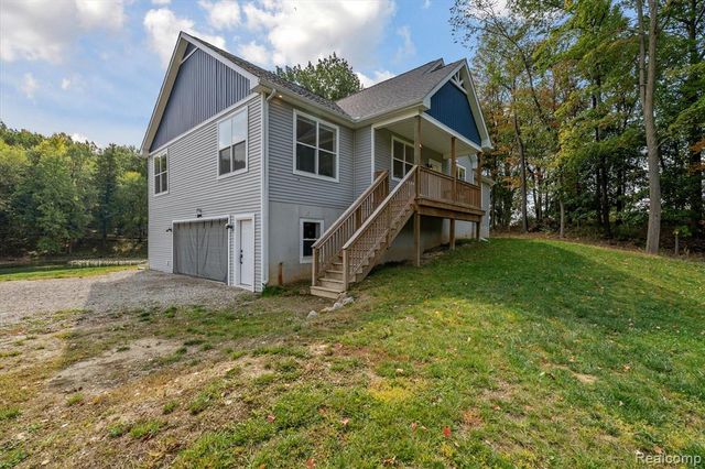 441 W Dryden Road, Metamora, MI 48455