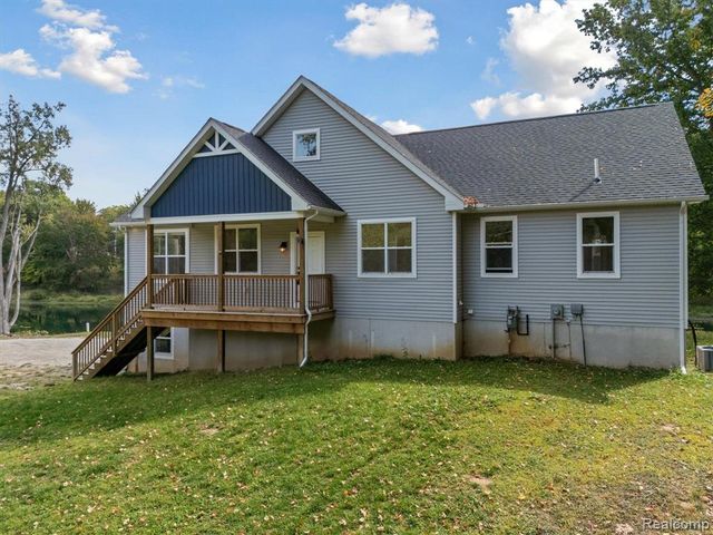 441 W Dryden Road, Metamora, MI 48455