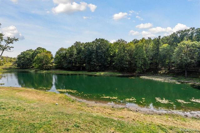 441 W Dryden Road, Metamora, MI 48455