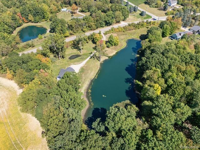 441 W Dryden Road, Metamora, MI 48455