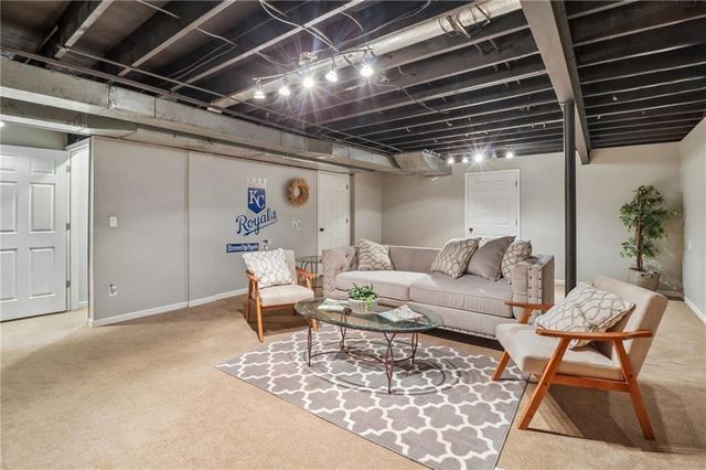 5115 NW 66th Terrace, Kansas City, MO 64151