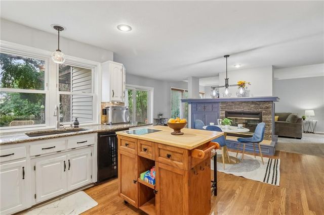 5115 NW 66th Terrace, Kansas City, MO 64151