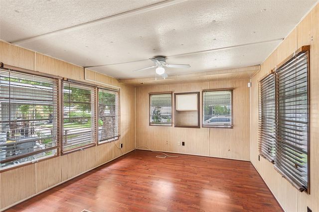 114 LAKESIDE DR, Auburndale, FL 33823