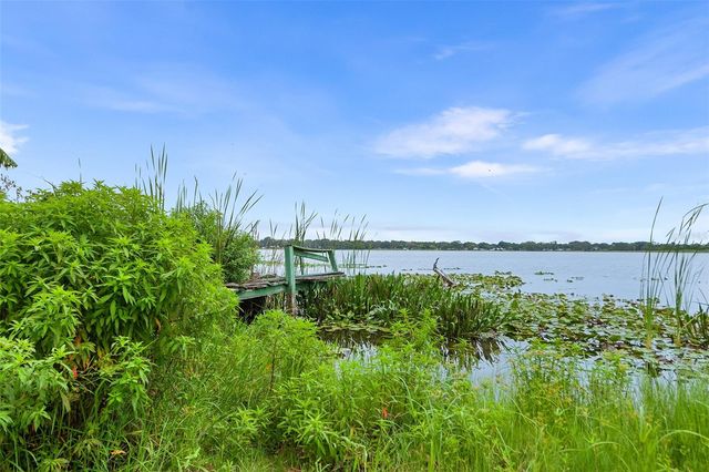 114 LAKESIDE DR, Auburndale, FL 33823