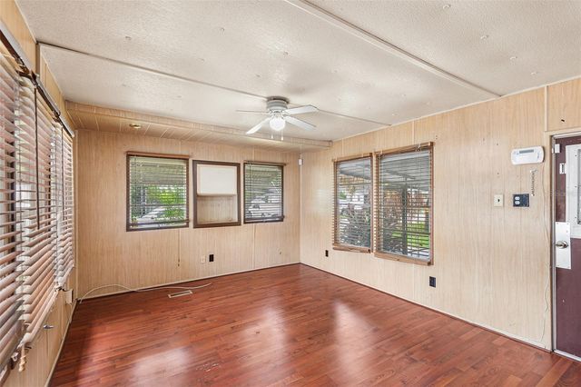 114 LAKESIDE DR, Auburndale, FL 33823