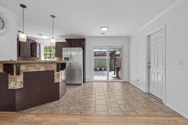 705 N Carlsbad Street, Owasso, OK 74055