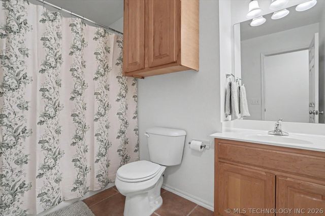705 N Carlsbad Street, Owasso, OK 74055
