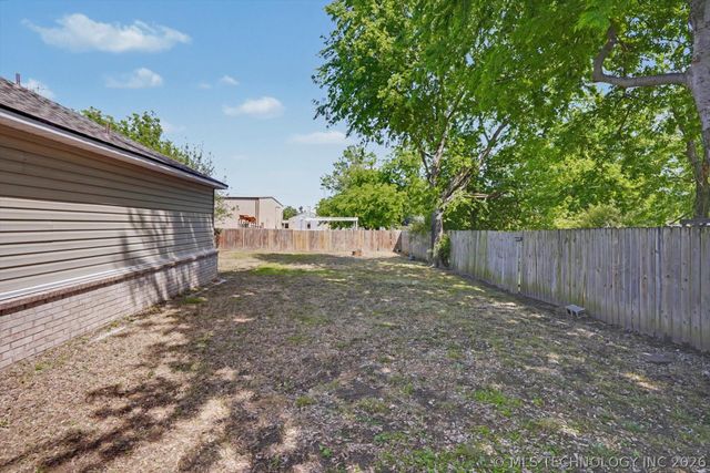 705 N Carlsbad Street, Owasso, OK 74055