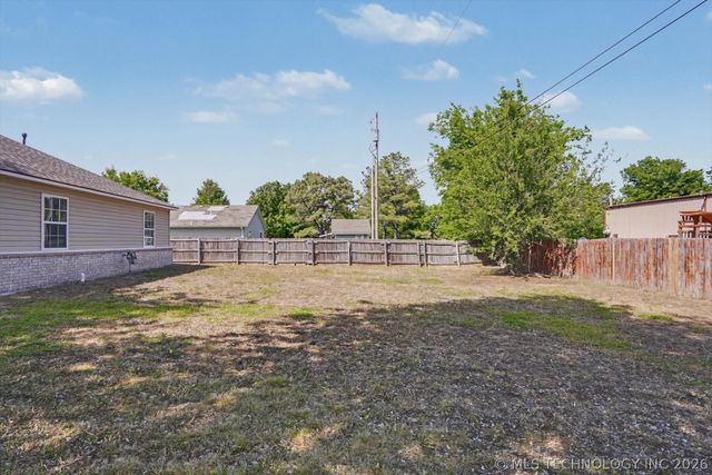 705 N Carlsbad Street, Owasso, OK 74055