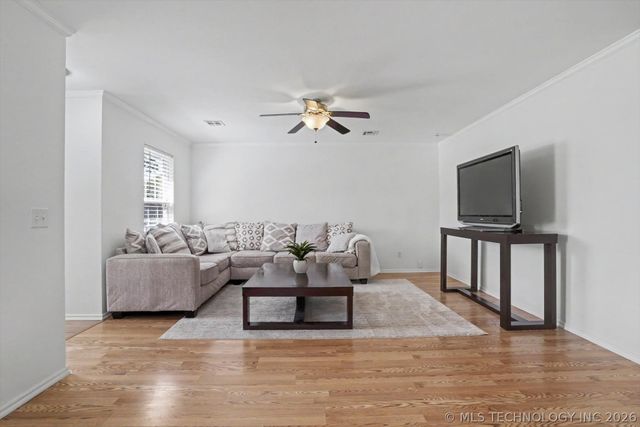 705 N Carlsbad Street, Owasso, OK 74055
