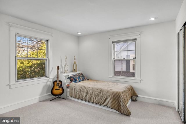 144 HOPKINS AVE, Haddonfield, NJ 08033