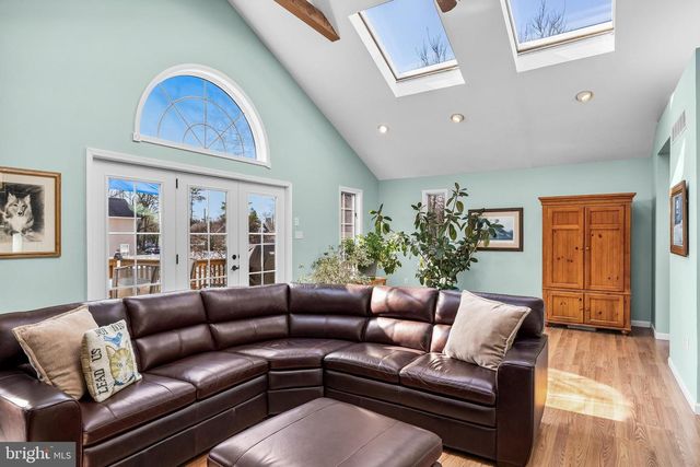 144 HOPKINS AVE, Haddonfield, NJ 08033