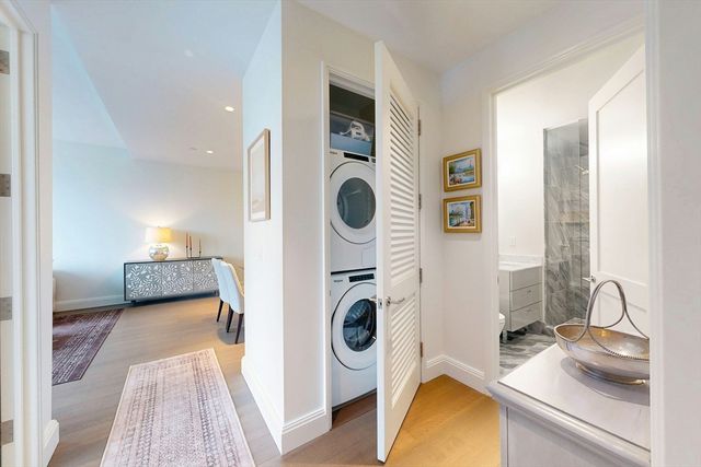 240 Devonshire Street U3814, Boston, MA 02110