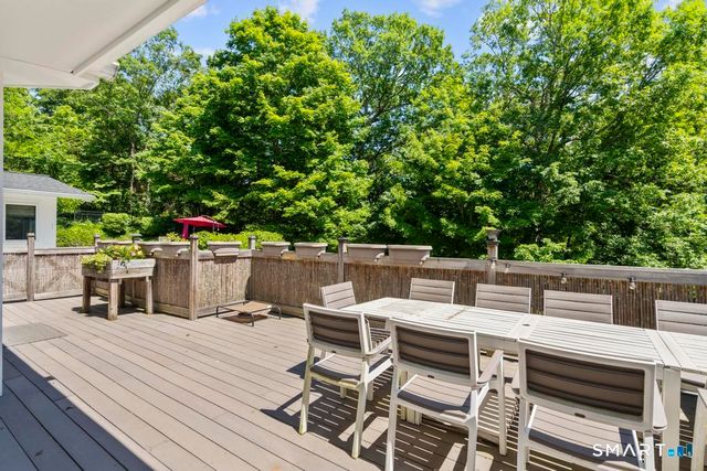 23 Laurel Lane, Wilton, CT 06897