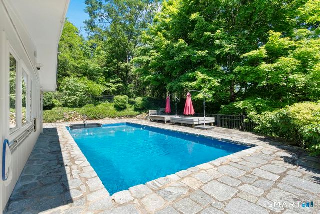 23 Laurel Lane, Wilton, CT 06897