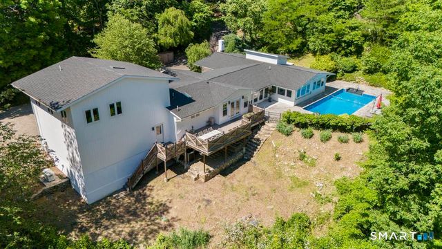 23 Laurel Lane, Wilton, CT 06897