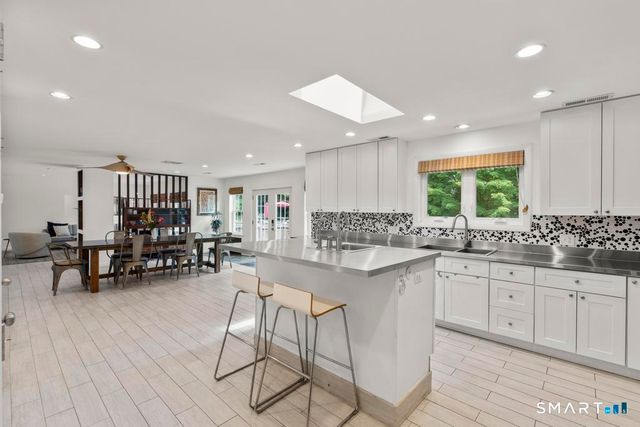 23 Laurel Lane, Wilton, CT 06897