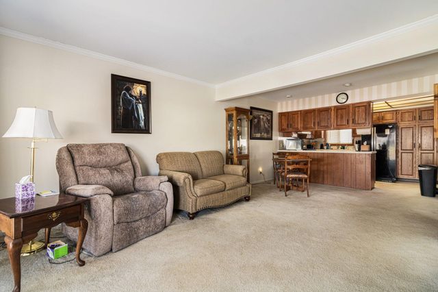 5822 Leisure S Drive SE, Grand Rapids, MI 49548