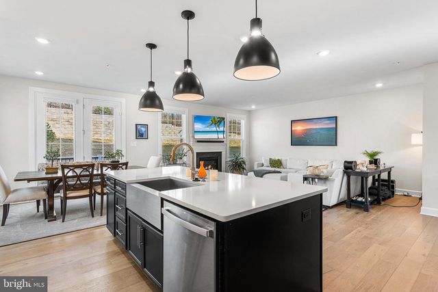 321 PONDS EDGE DR, Media, PA 19063