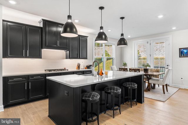 321 PONDS EDGE DR, Media, PA 19063