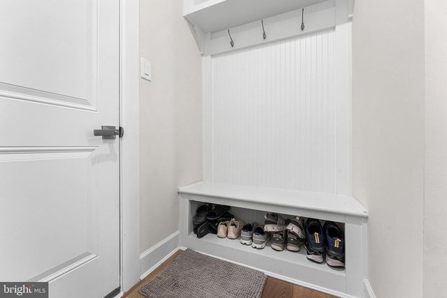 321 PONDS EDGE DR, Media, PA 19063