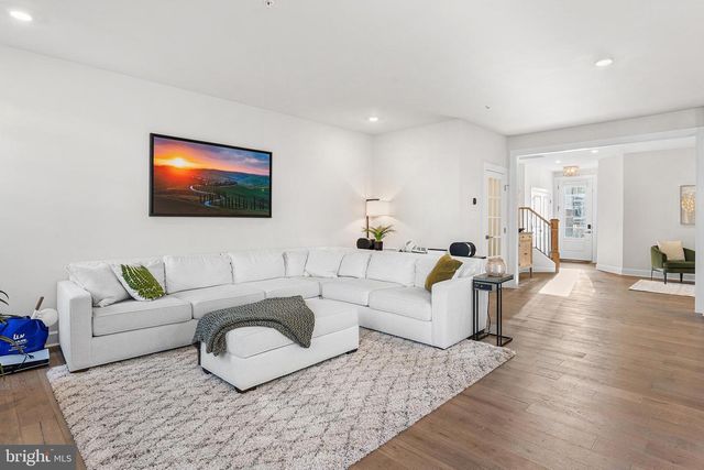 321 PONDS EDGE DR, Media, PA 19063