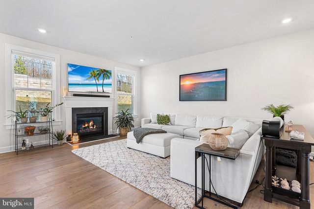 321 PONDS EDGE DR, Media, PA 19063