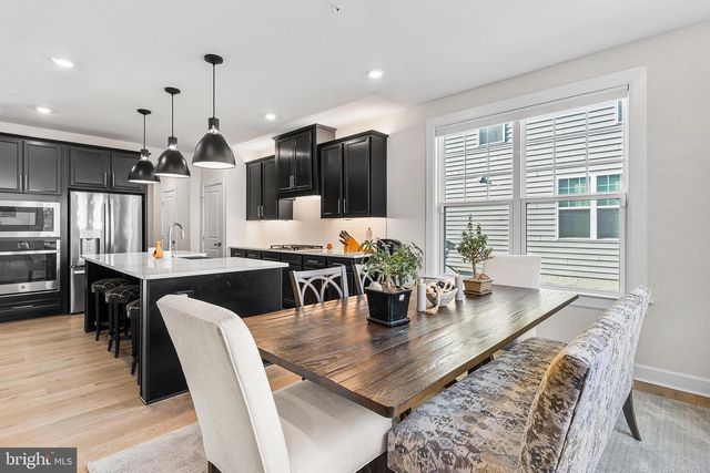 321 PONDS EDGE DR, Media, PA 19063