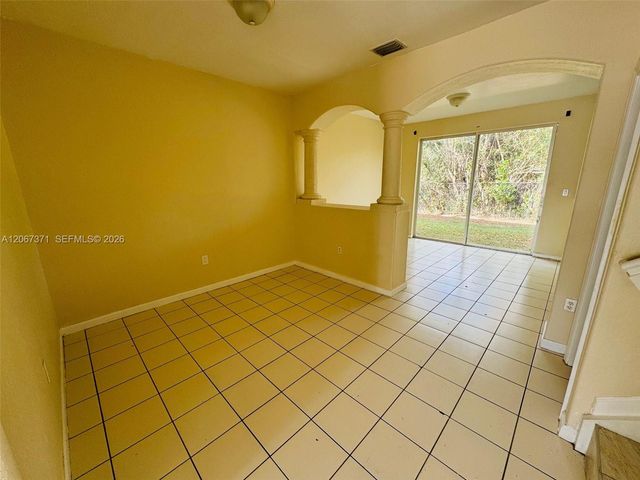 1527 SE 24th Court 234, Homestead, FL 33035
