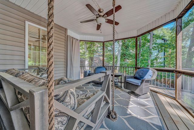 1617 Walnut Run DR, Hardy, VA 24101