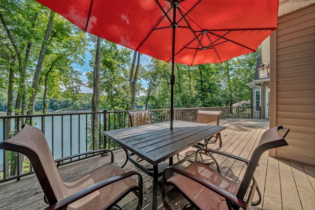1617 Walnut Run DR, Hardy, VA 24101