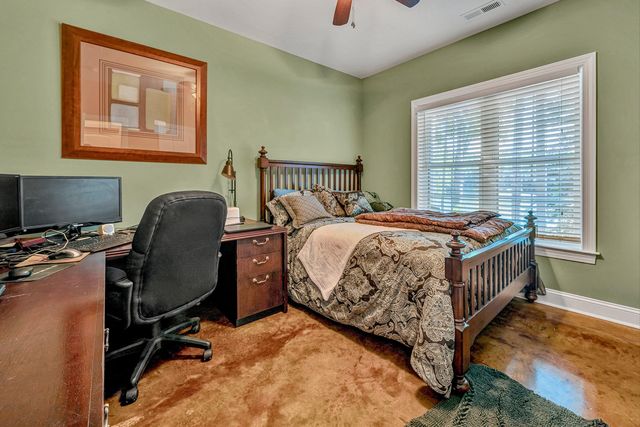 1617 Walnut Run DR, Hardy, VA 24101