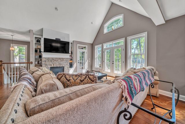 1617 Walnut Run DR, Hardy, VA 24101