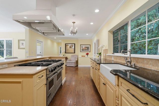 965 San Marino Avenue, San Marino, CA 91108