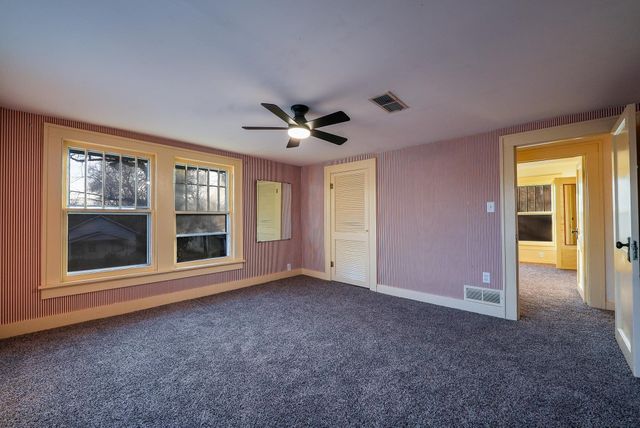 826 W 4th Ave, El Dorado, KS 67042