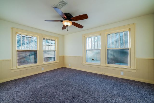 826 W 4th Ave, El Dorado, KS 67042