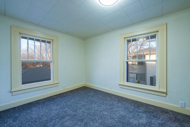 826 W 4th Ave, El Dorado, KS 67042