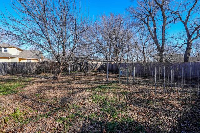 826 W 4th Ave, El Dorado, KS 67042