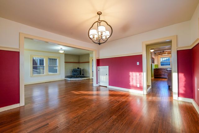 826 W 4th Ave, El Dorado, KS 67042