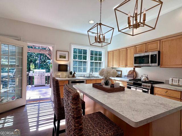 703 Waveland Drive, Woodstock, GA 30189
